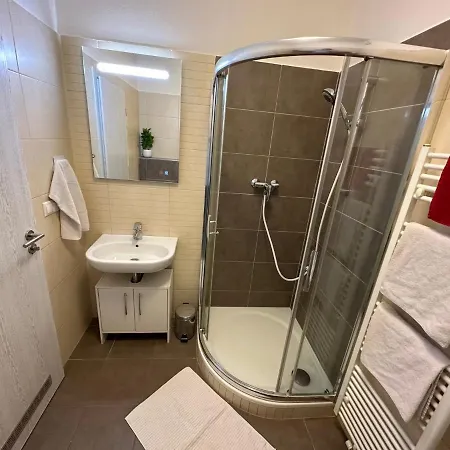 - Penthouse Karolina Apartmán *