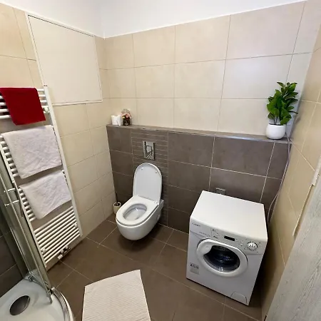 - Penthouse Karolina Διαμέρισμα